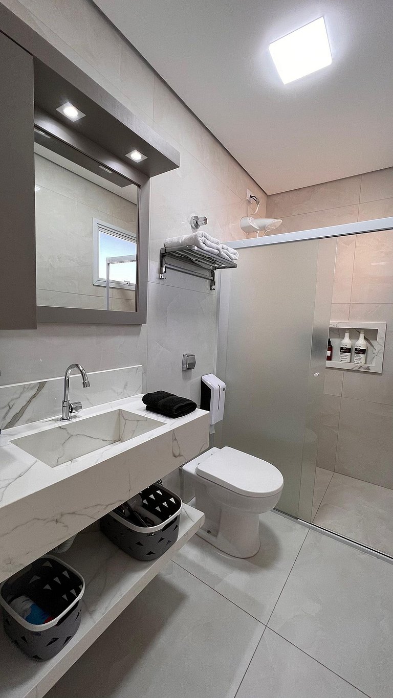 Rosiris - Cobertura com varanda - Guest House Campinas